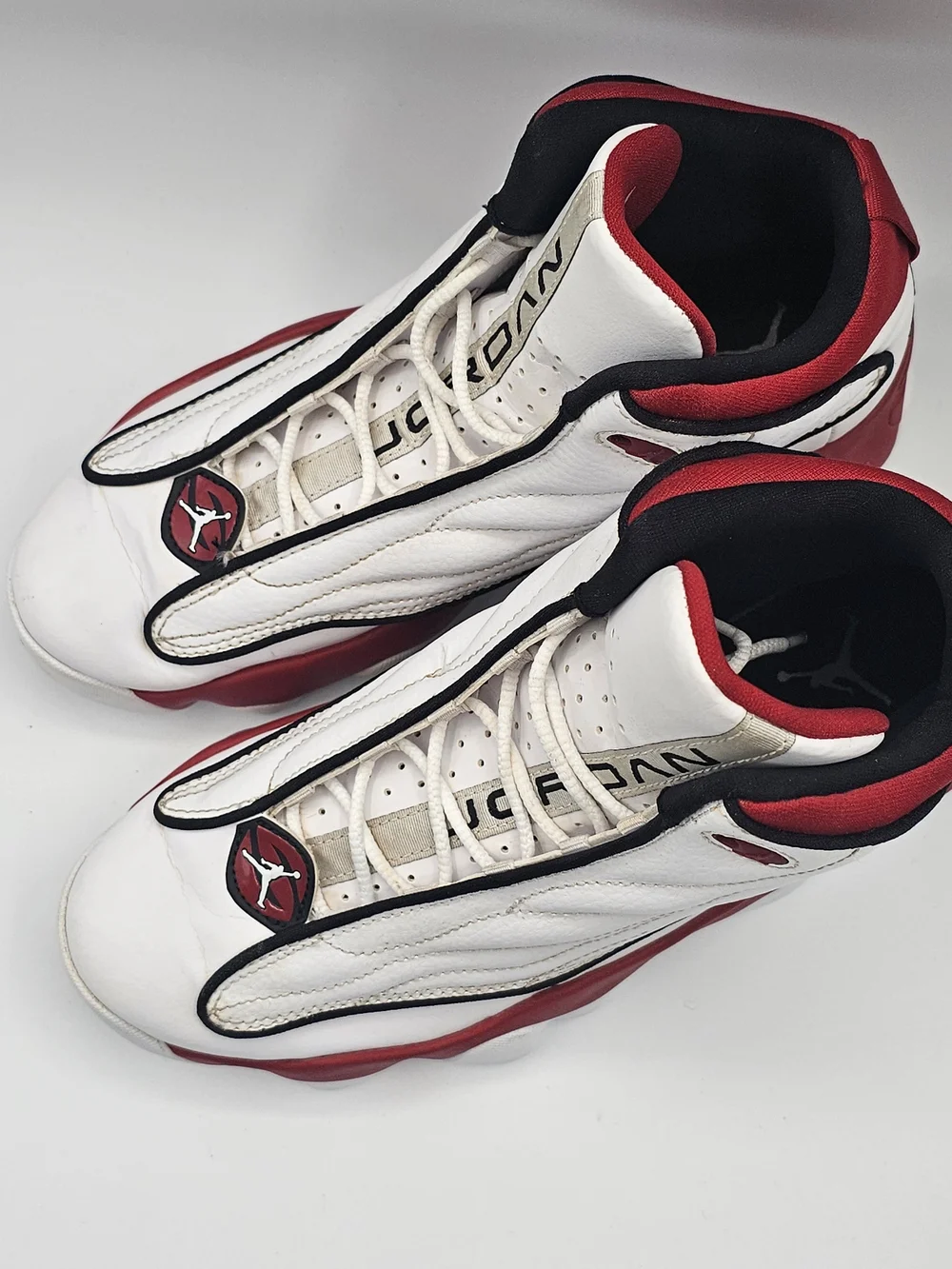 Jordan Strong White/Red Basketball Shoes 5.5Y